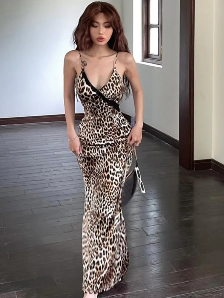 

Dresses 2025 Woman Leopard Print Sexy Pure Slim Suspender Long Dress Low Cut Trendy Sling Elegant Temperament Vestidos Intellect