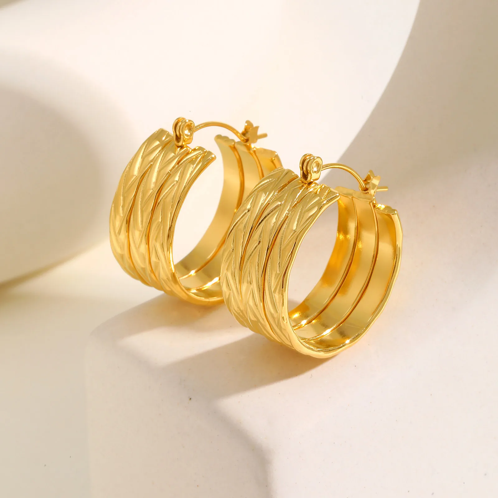 أقراط دائرية ثلاثية واسعة للنساء هيبوالرجينيك، أقراط مجوهرات مكتنزة من الفولاذ المقاوم للصدأ مطلية بالذهب #5