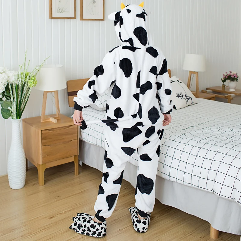 Adults Kids Cow Onesie Soft Long Sleeves Pajamas Home Clothes Women Men Anime Cosplay Costumes For Christmas Halloween Party