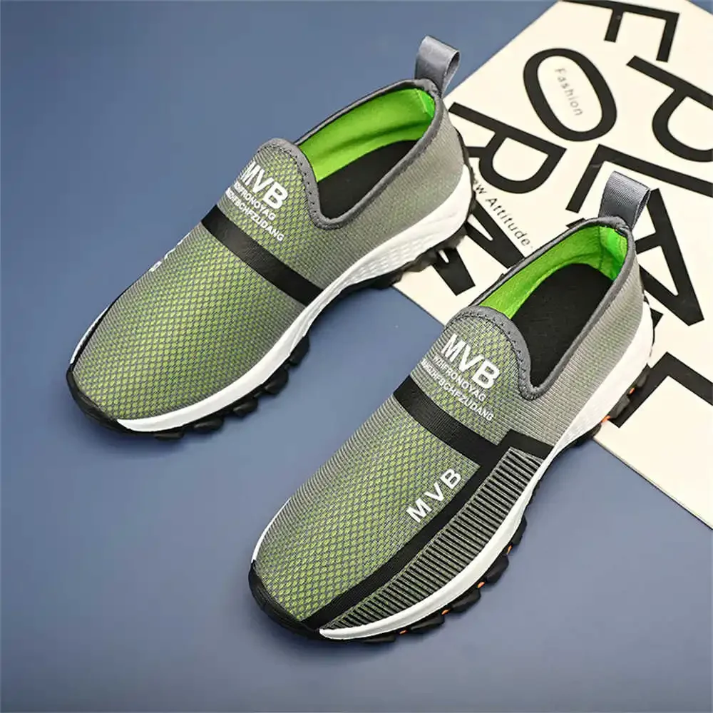 Outdoor Light Male Sneakers Men's Slip on Casual Shoes 2025 Summer New Fashion Breathable Mesh Walking Shoe for Men Tenis Shoes