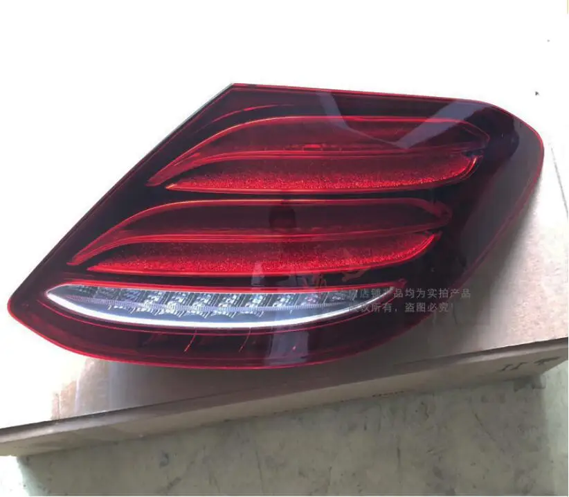 1pcs Car Bumper Taillamp For Mercedes Benz W213 Taillight E200 E300 E200L E300L 2016~2018y Car Accessories Tail Light For W213