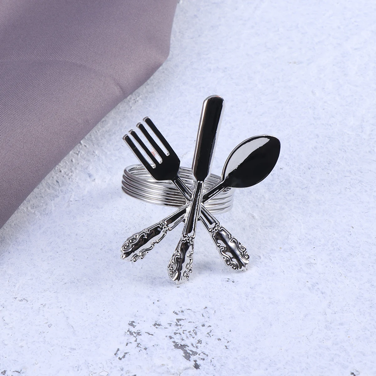 

Zinc Alloy Lovely Fork Spoon Silver Napkin Rings Tableware Napkin Ring Holder For Wedding Table Decoration(Silver)