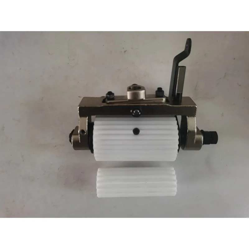 Sewing Machine Tug for Silver Arrow VC008 Sewing Machine Tug, Toothed Tug