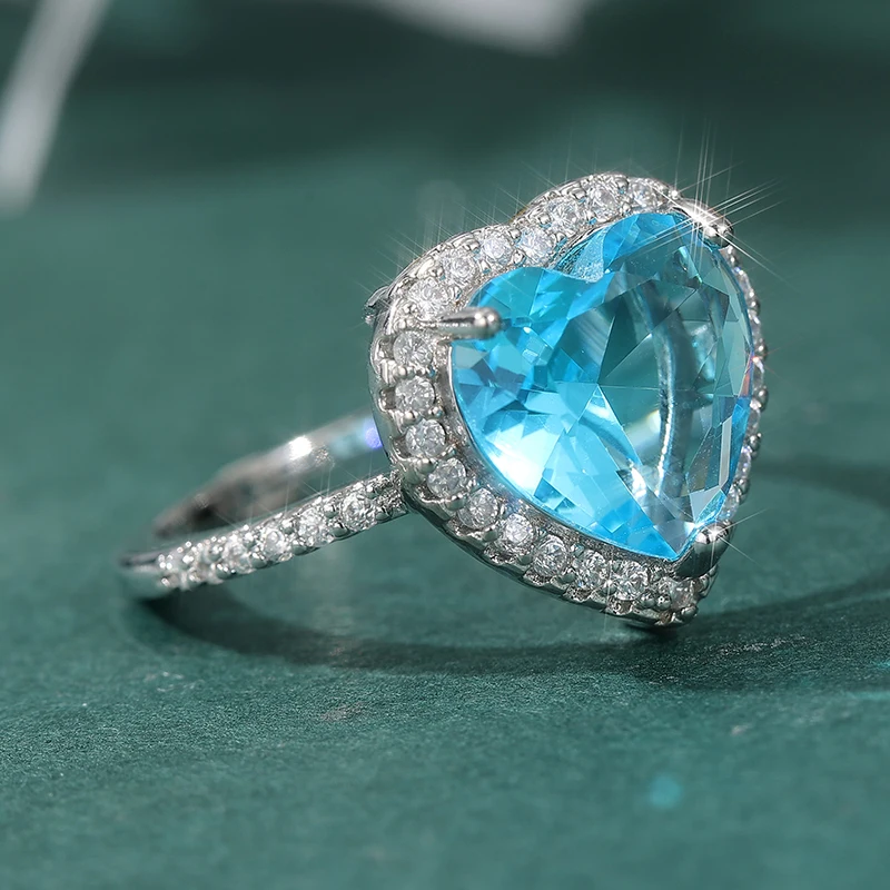 Luxuriöser Micro-PVAE Weiß-Blauer CZ Herz Damenring Trendiger Silberfarbener Alltagsschmuck Partyschmuck Jubiläumsgeschenk – Detail 3