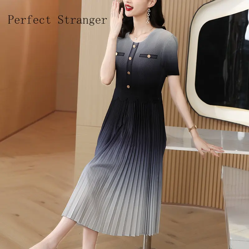 2024 Vestidos New Elegant Lady Slim Casual O-Neck Short Sleeve Chic Beach Party Female Robe Women's Midi Pleated Dresses