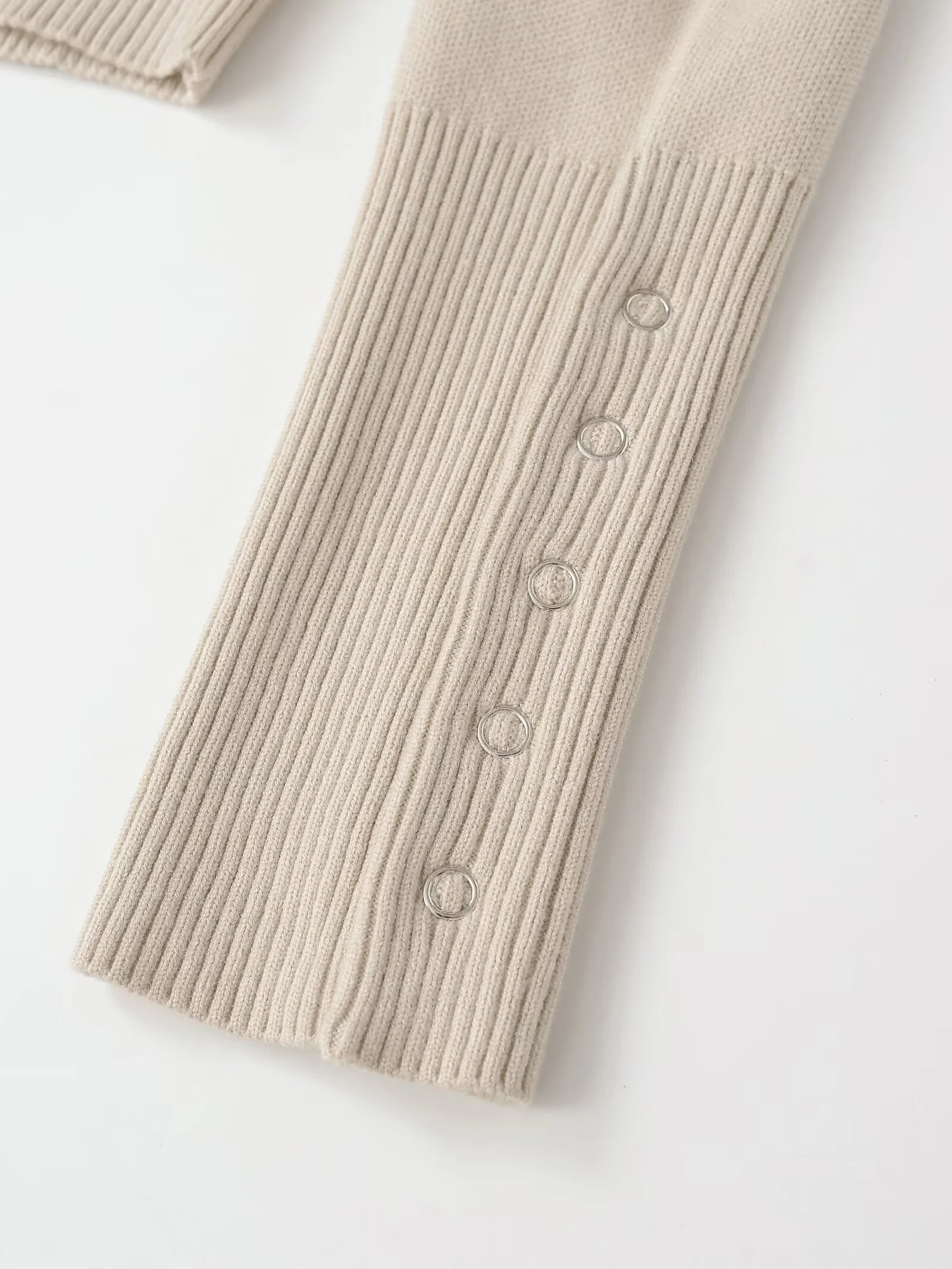 2025 otoño nuevo cárdigan de punto de manga larga con cuello redondo y botones ocultos con cintura retro informal para mujer