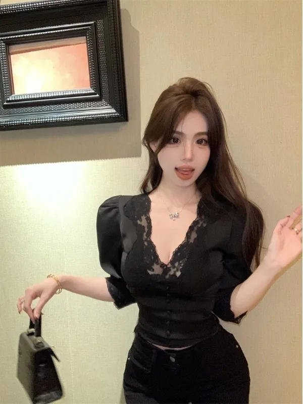 

Summer Black Lace Splice Shirt Women's V-neck Seven-sleeve Satin High-grade Short Top Fashionable Original Design Slim Fit