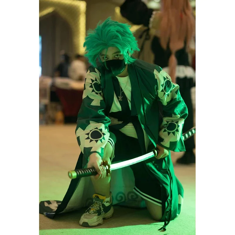 

2025 yiyi Anime Roronoa Zoro Cosplay Costume One Piece Kimono Robe Wig Role-playing Christmas Party Carnival Trafalgar Law Men F