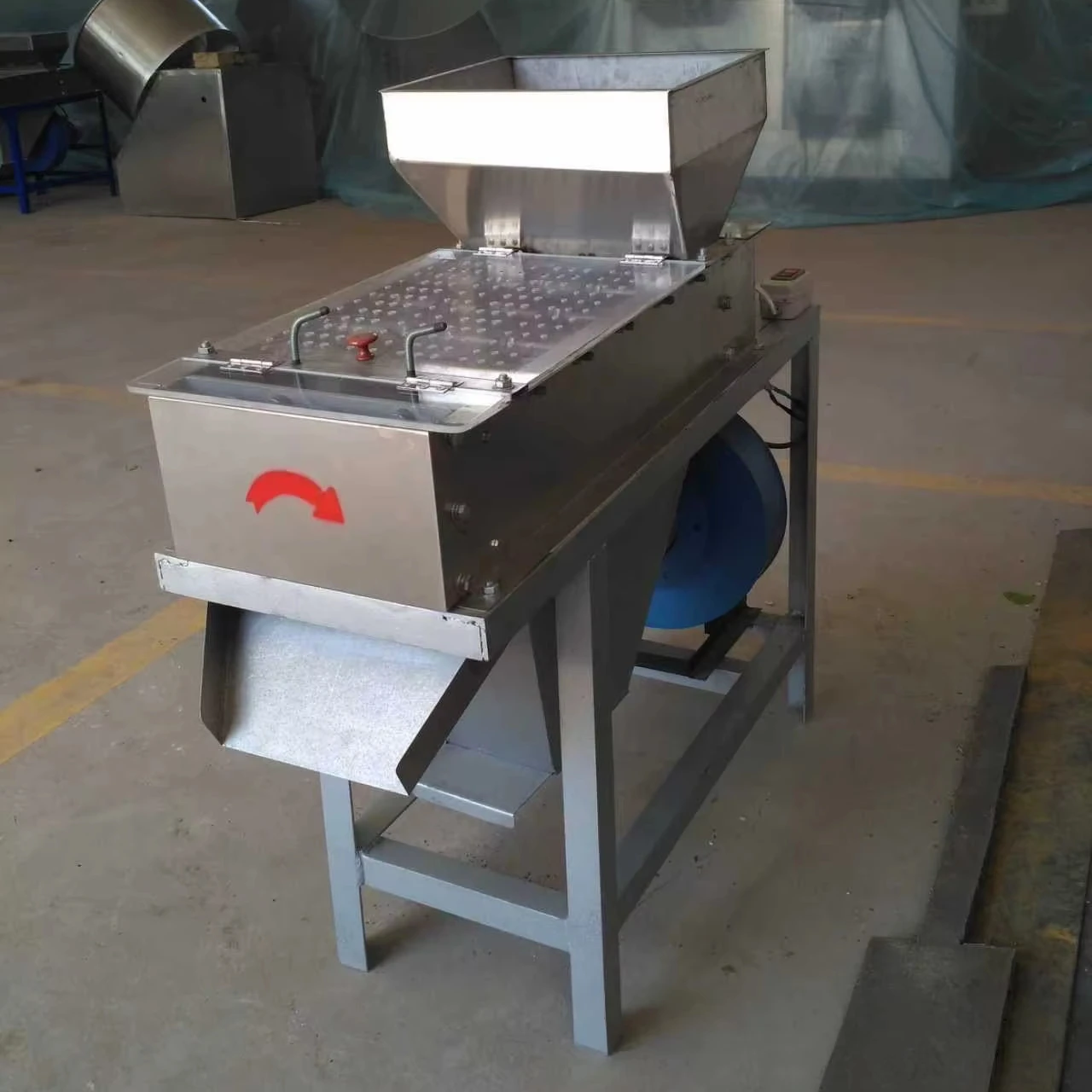 

Industrial Nut Peanut Separating and Peeling Machine Peeler Factory Peanut Processing Machinery Peeling & Butter Machine