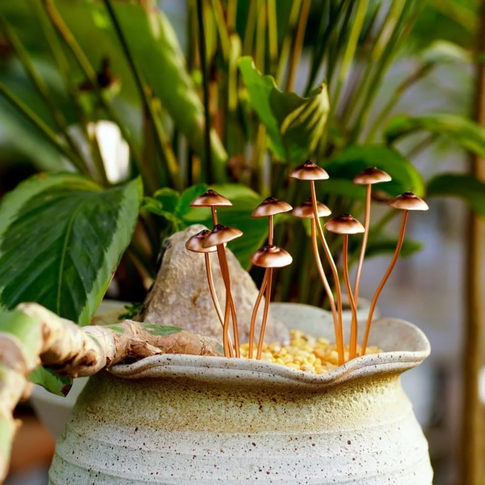 

Charming Metal Mushroom Garden Stakes Rustic Unique Mushroom Garden Statue Handmade Mushroom Ground Decoration
