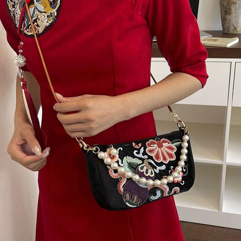 Chinesische Umhängetasche mit Blumenstickerei, Damen-Schultertasche, Handtasche mit Perlenhenkel, Vintage-Geldbörse im ethnischen Hanfu-Stil – Detail 8