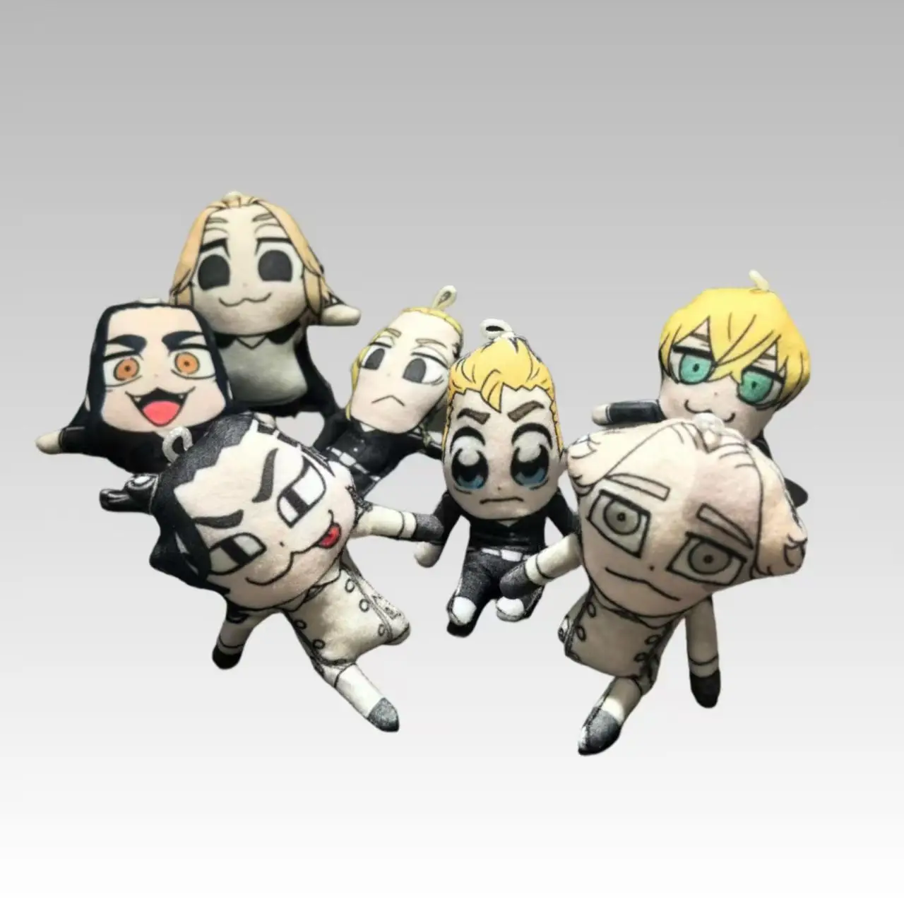 

Кукла для косплея Такемичи Чифуё из игры «Токийские реванши», с абстрактным телом, скелетом из проволоки, ручной работы, с гибкими суставами и подвижными частями.