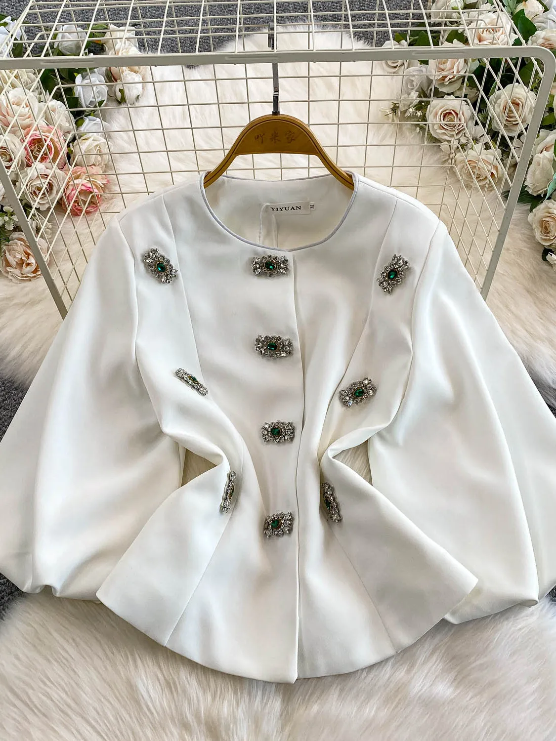 Giacca girocollo da donna con pietre preziose dell'industria pesante, tempestata di diamanti, cappotti invernali con maniche a lanterna dimagranti allentate 2025 da donna