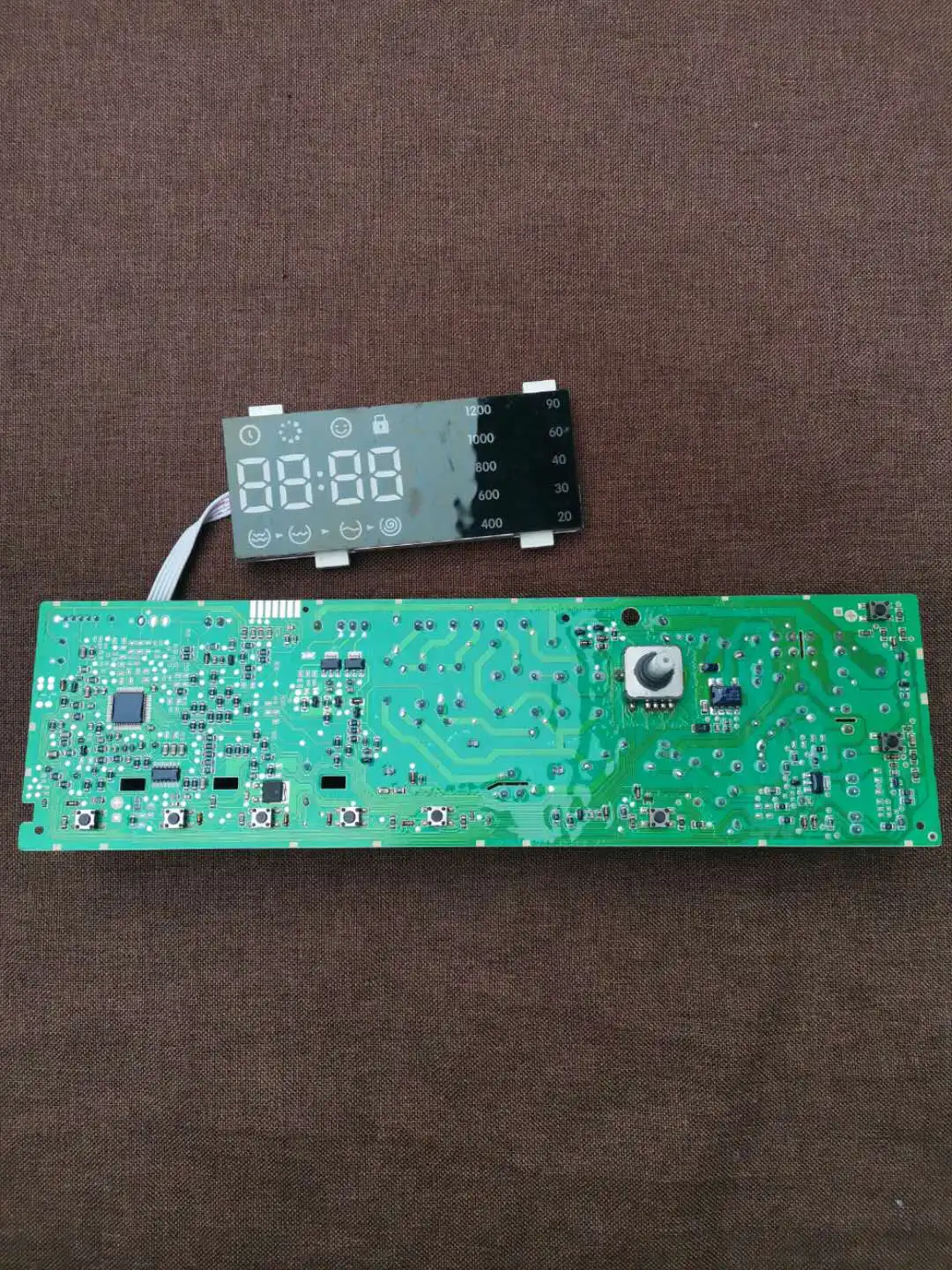 

XQG80-F12301P3104010005 Проверено: тестирование материнской платы и печатных плат прошло успешно.
