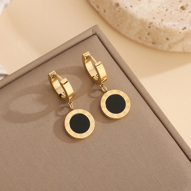 طقم مجوهرات بالأرقام من الفولاذ المقاوم للصدأ للنساء ، قشرة سوداء وبيضاء ، قلادة سلسلة O ، سوار ، أقراط ، زفاف ، كامل ،