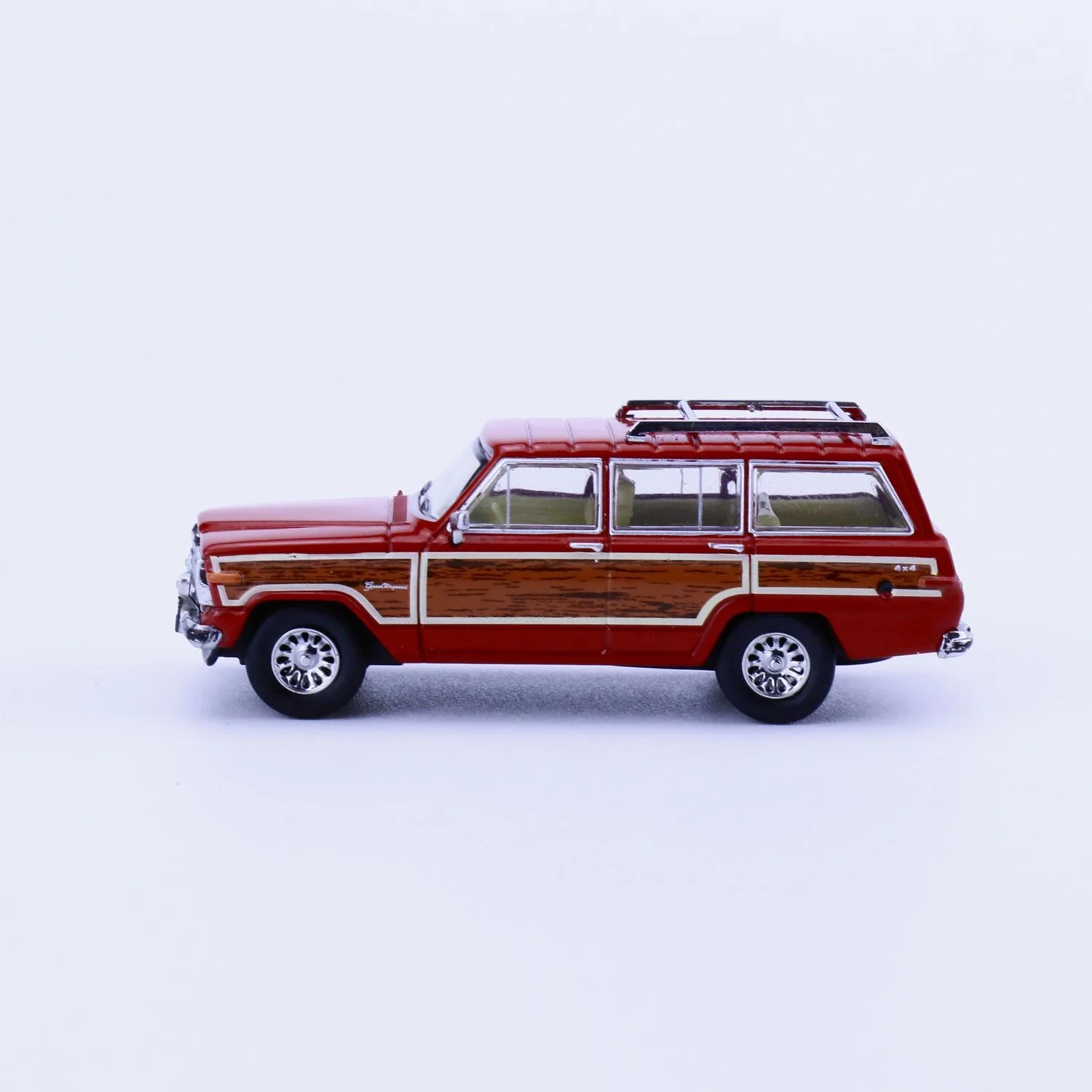 596 Model 1:64 Jeep Wagoneer alloy car model