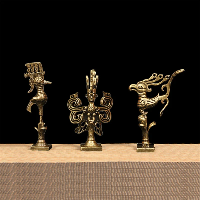 Vintage Brass Tabletop Desk Ornament Sun Bird Vertical Eye Mask Bronze Priest Bronze Artifact Miniatures Figurines