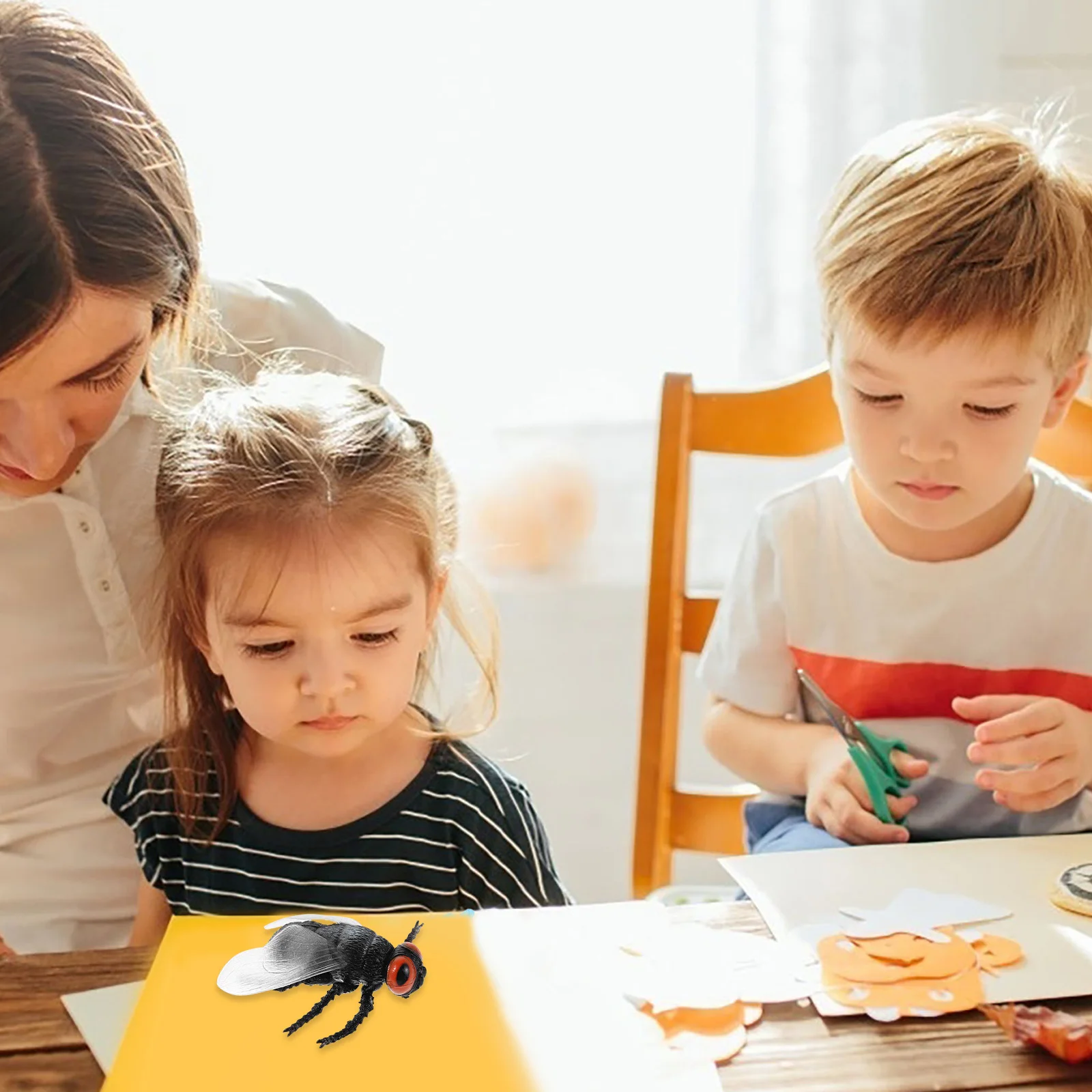 3Pcs Artificial Insects Realistic Flies for Children Education Parent-Child Bonding Durable Lightweight Realistic Fly Figures