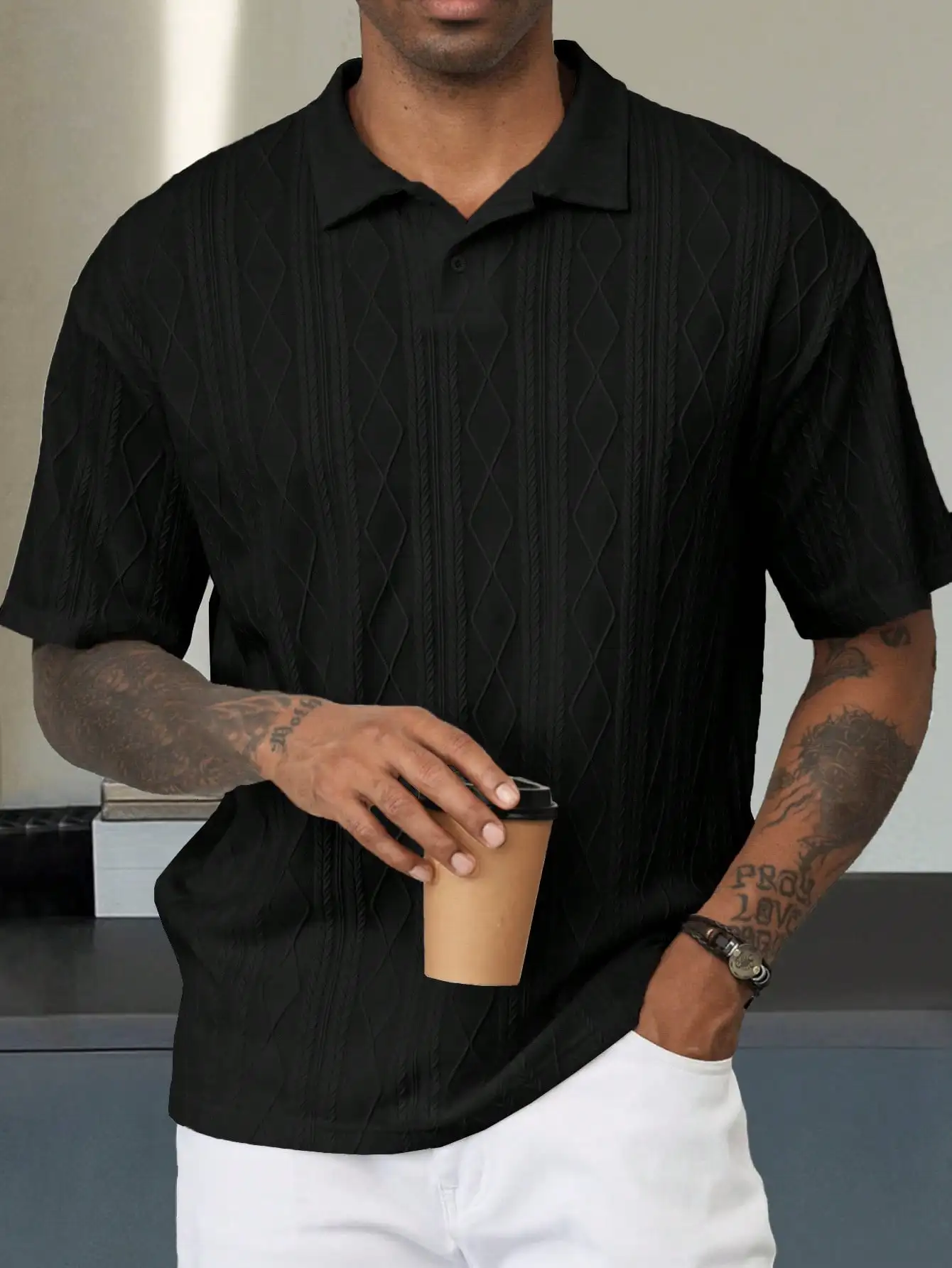 

Men's Black Short-Sleeve Textured Jacquard Polo Shirt with Geometric Pattern
