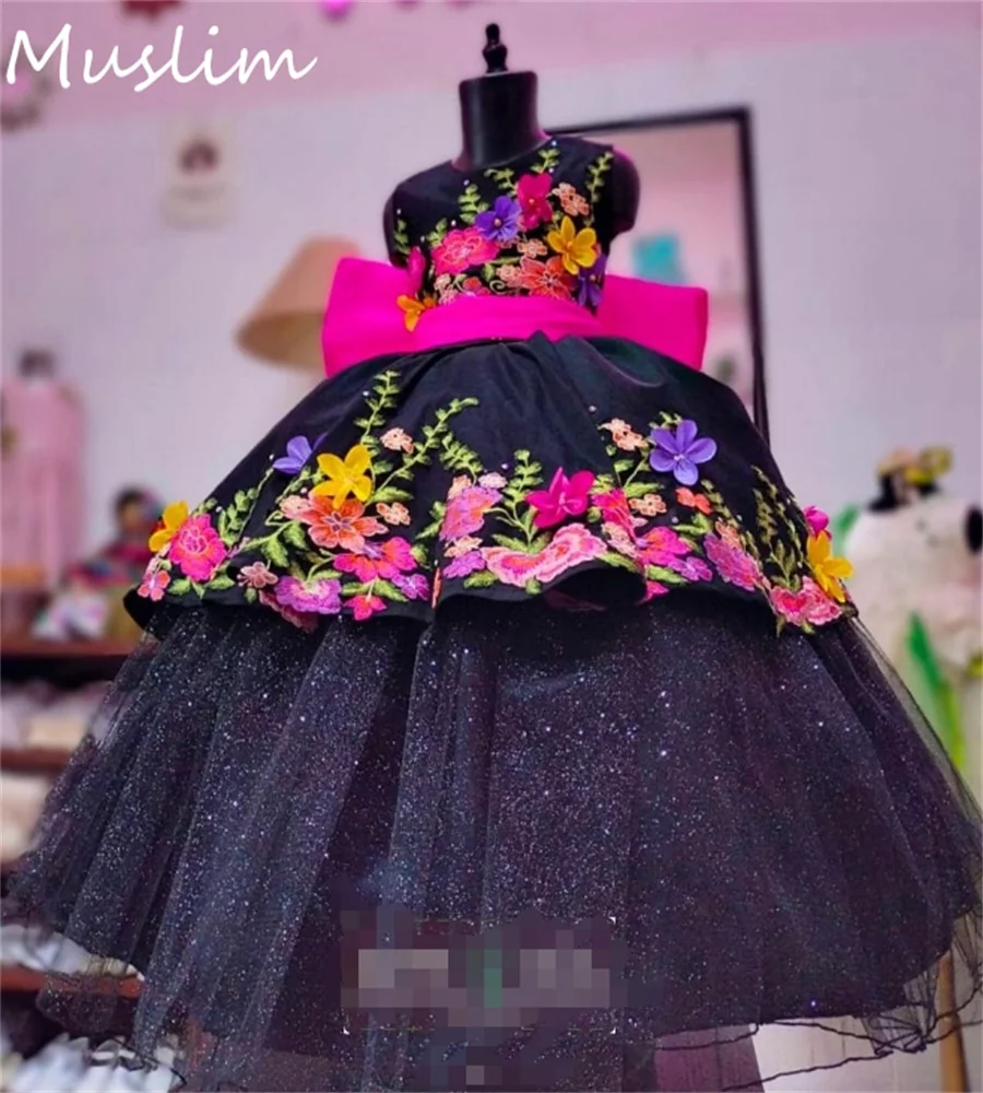 

Mexican Black Flower Girls Dress Embroidery Elegant Kids Pageant Dress Short Sleeve Little Girls Birthday Party Customized