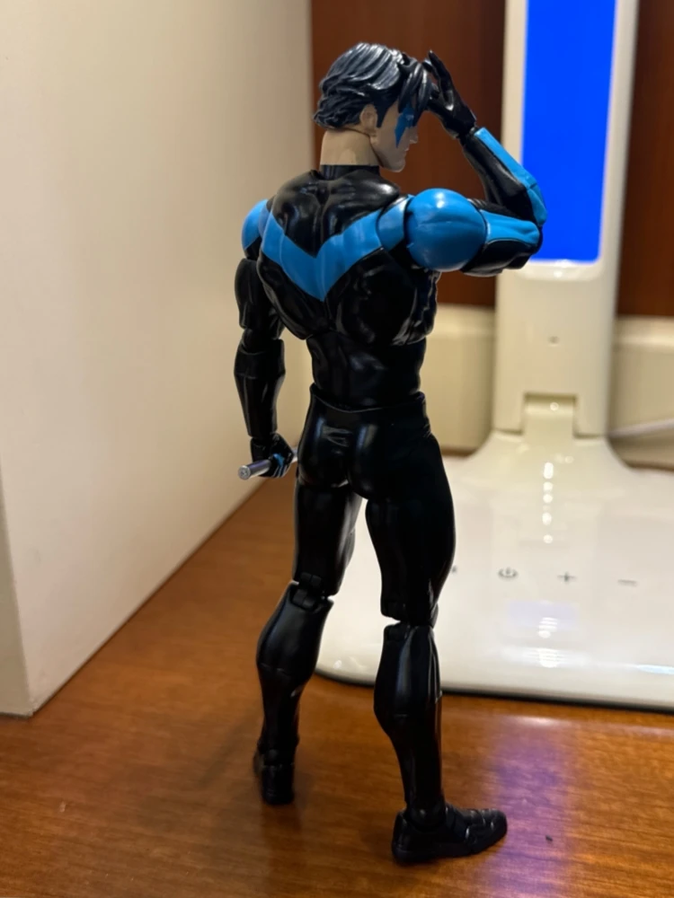 15cm Mafex No.175 Nightwing Batman Anime Figure Hush Ver. Pvc Action Figure Statue Model Collectible Decoration Children Toy Gif