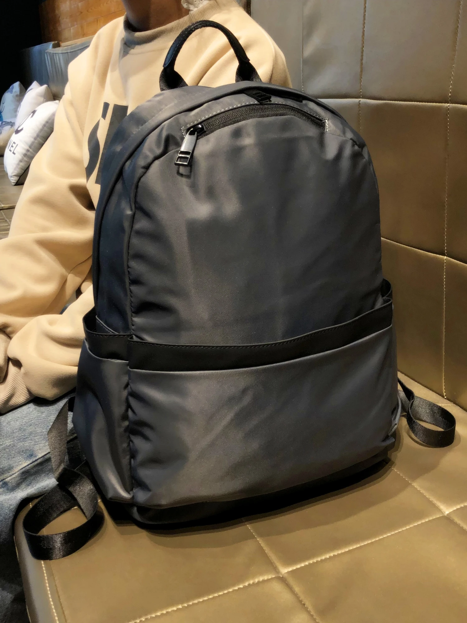 sac-a-dos-gurdier-hong-kong-nouvelle-collection-2026-leger-grande-capacite-pour-voyage-mode-exterieur-trajets-quotidiens-etudiant