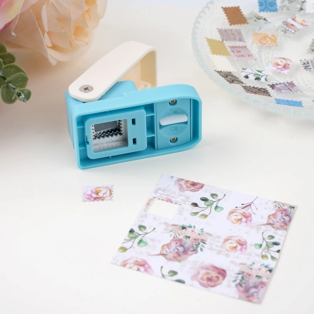 

0.63X0.53Inch Mini Postage Stamp Paper Punch Portable Diy Craft Punch for Scrapbook Card Making Various Materials Punching Tool