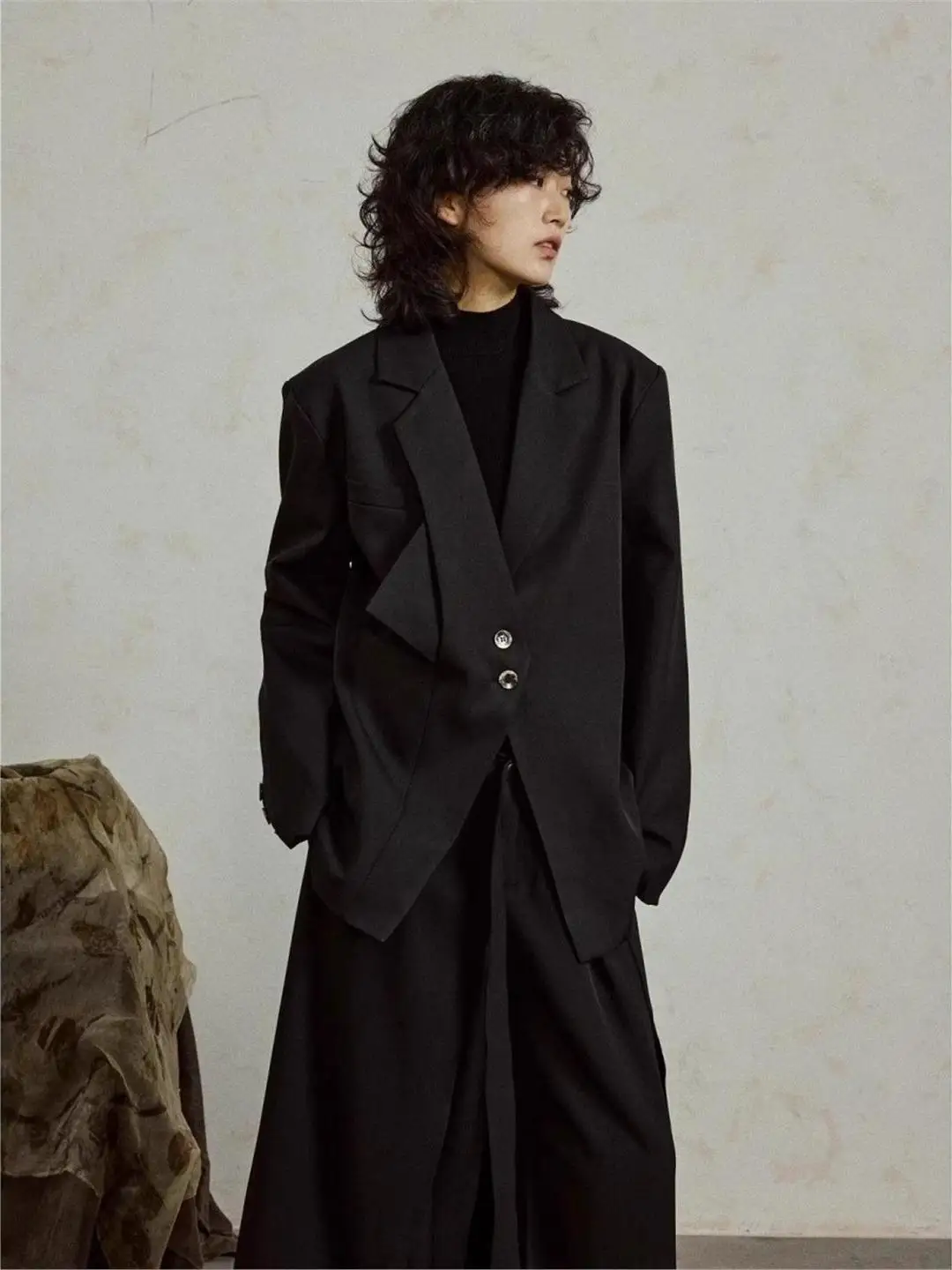 

Модный корейский дизайн, нейтральный стиль, мужской и женский костюм в винтажном стиле на весну и осень, повседневный пиджак с длинными рукавами из полиэфирного волокна