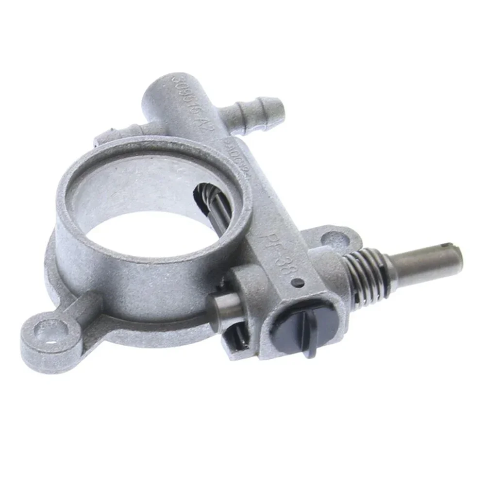 Bomba de óleo de ajuste perfeito e engrenagem sem-fim para motosserra sem fio RY40503 40V Instalação sem esforço Desempenho ideal