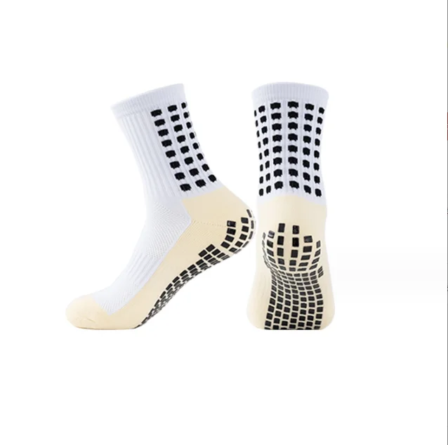 3 pairs of football socks image 2