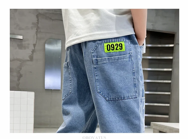 Neue Sommer-Jeansshorts für Jungen im Teenageralter, lässige Denim-Shorts mit Taschen, Kinder-Caprihosen mit Buchstabenmuster – Detail 13
