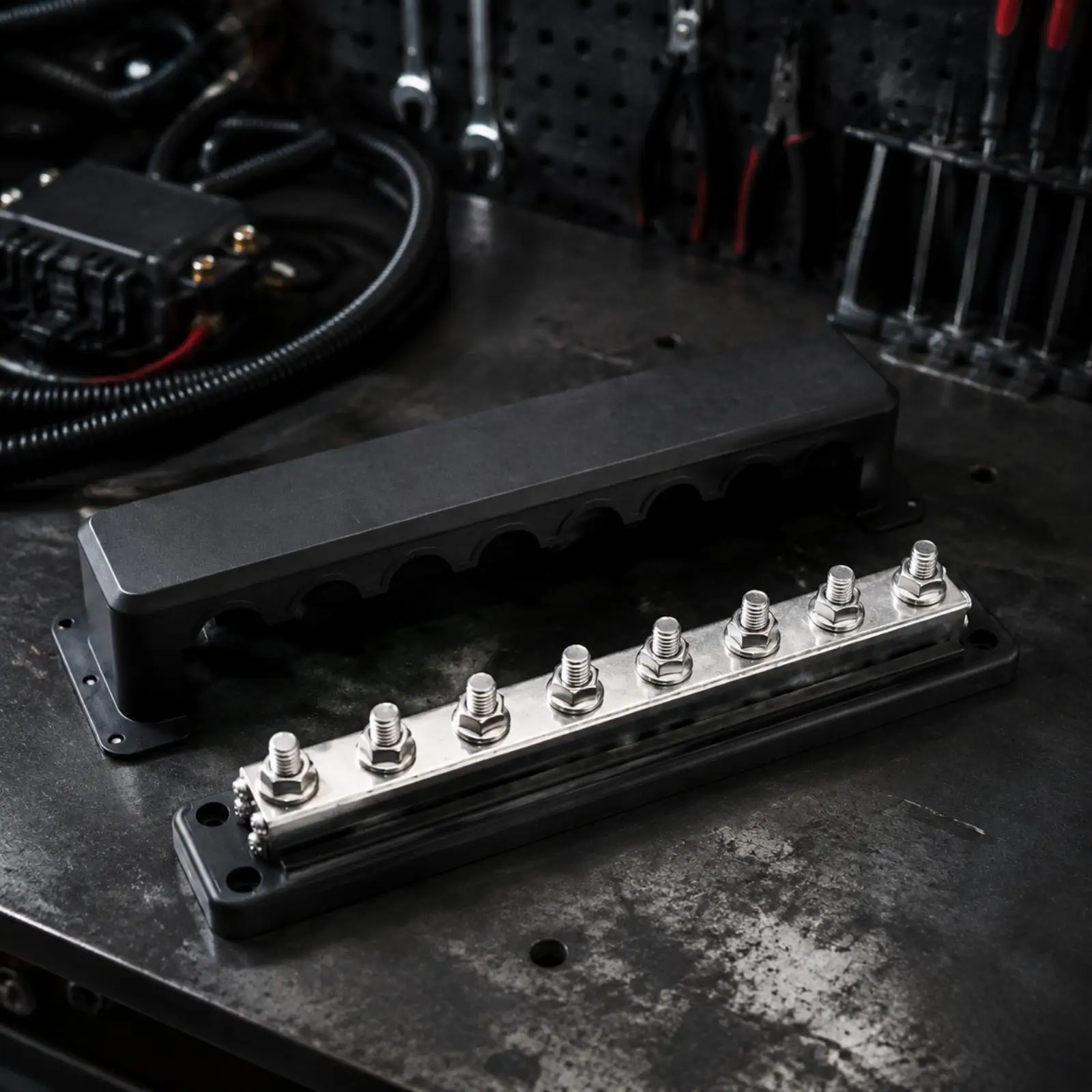 8-Position Electrical Busbar 600 Amp 48V DC Power Busbar Covered Bus Bar with Cover