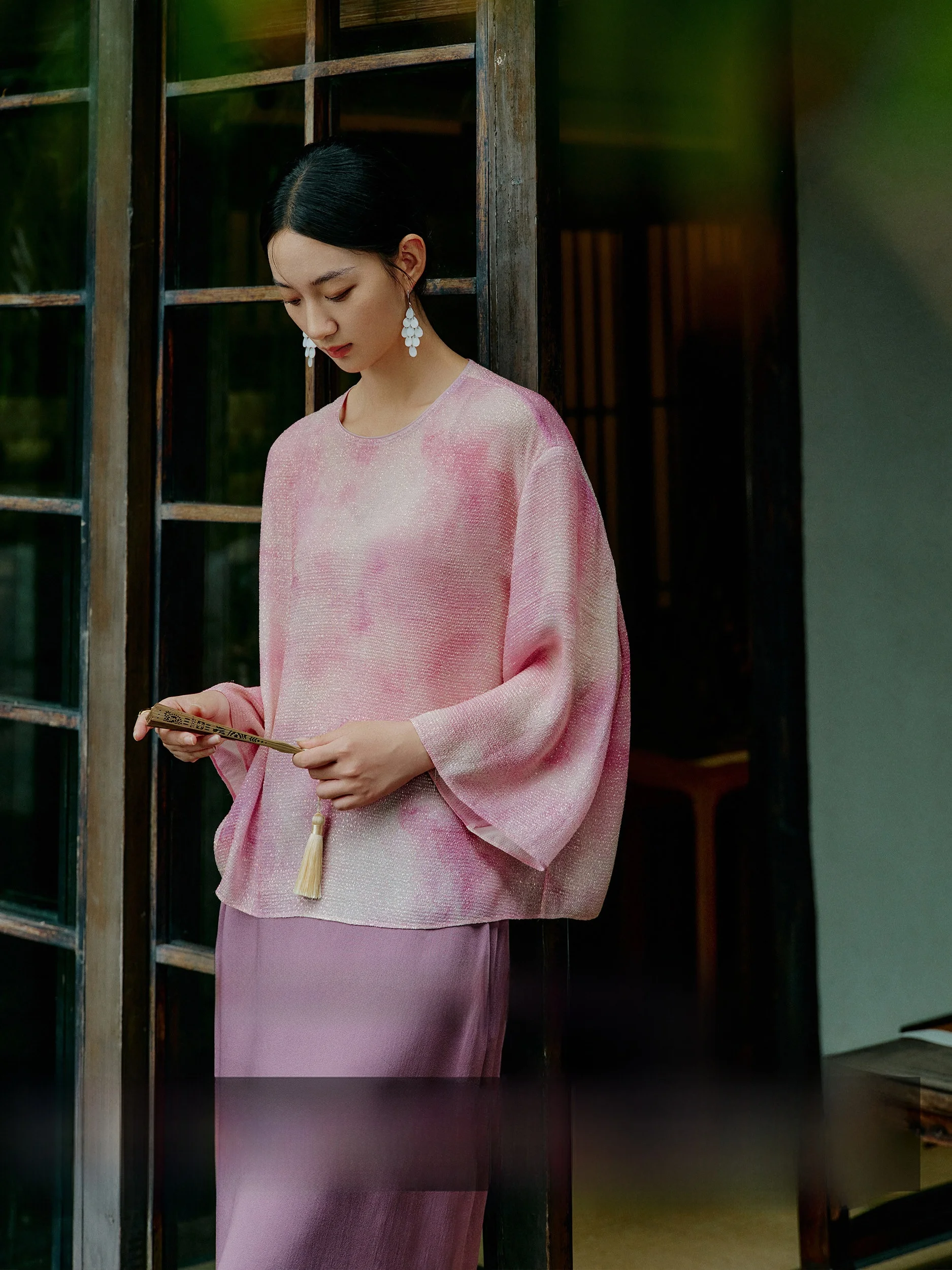 

Женская легкая шелковая блузка CA Chinese Sle с длинным рукавом и круглым вырезом, из тонкой дышащей ткани, летняя, модная, малого размера