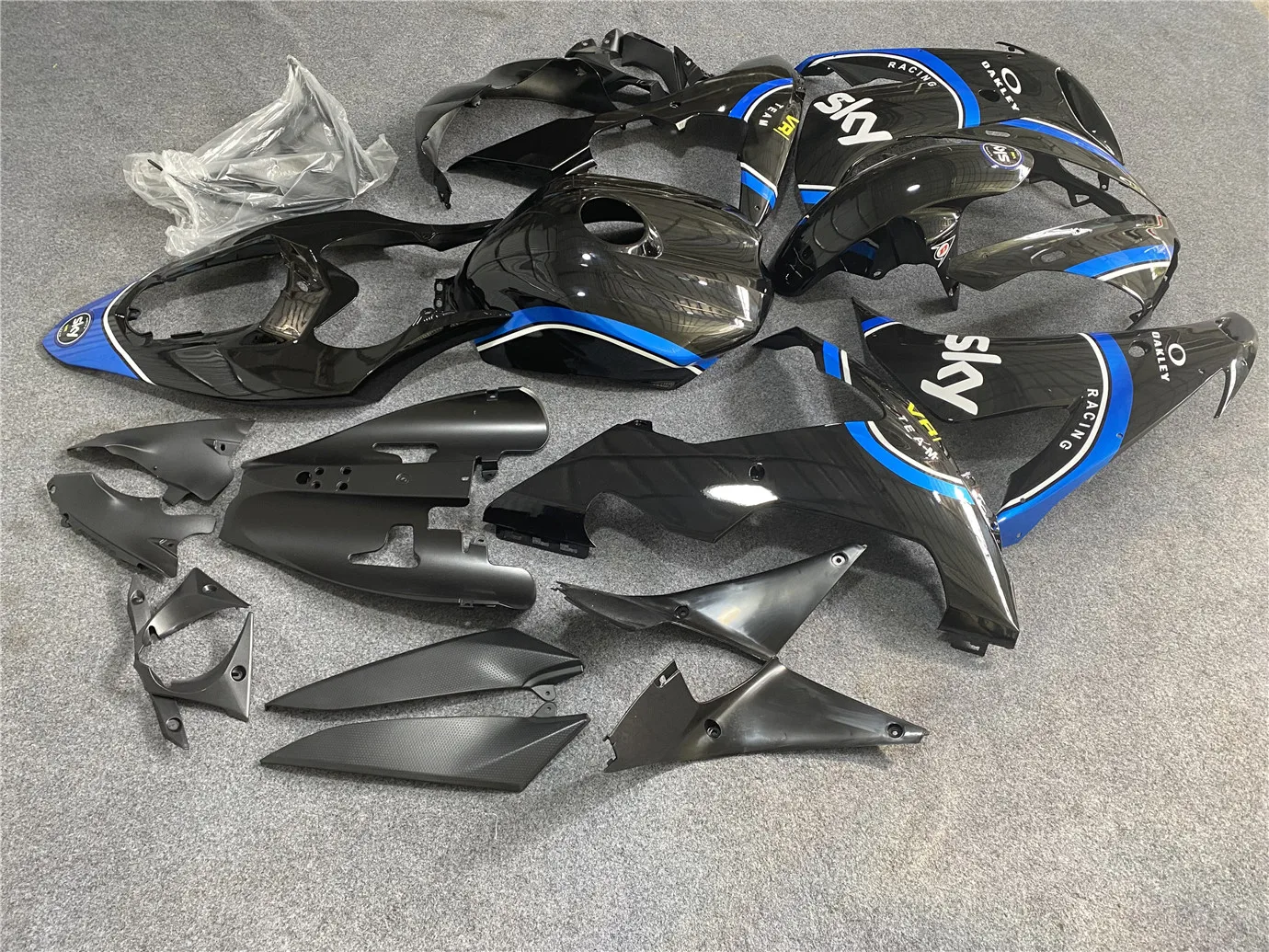 Suitable for Yamaha YZF1000 R1 04-06 YZF1 2004 2005 2006 Fairing Black Blue