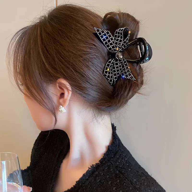 

Starry full diamond bow grab clip light luxury high-end hairpin back head coil hair shark clip small fragrant wind headdress