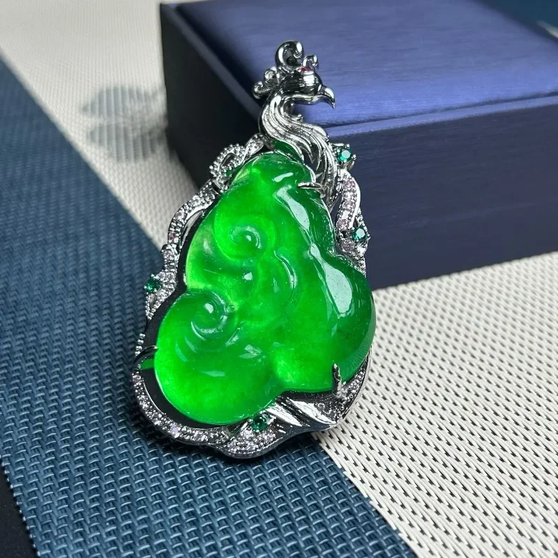 

Natural High-ice Quartzite Jade Ruyi Pendant, Classic Fashion Necklace