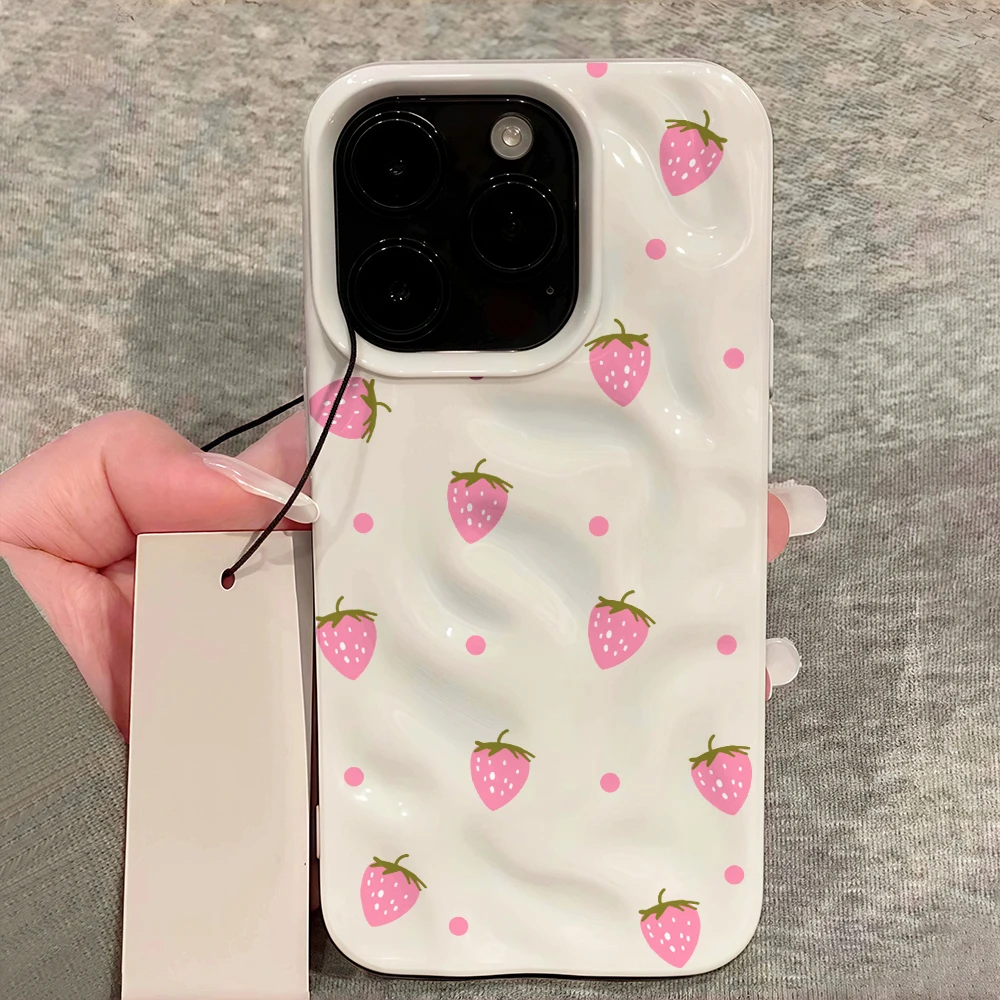 Einfache Handyhülle mit Erdbeer-Polka-Dots für iPhone 17 16 15 14 13 12 11 Pro Max 14 Plus 17Air, Falten-Wellen-Design, weiche Silikonhülle – Detail 12