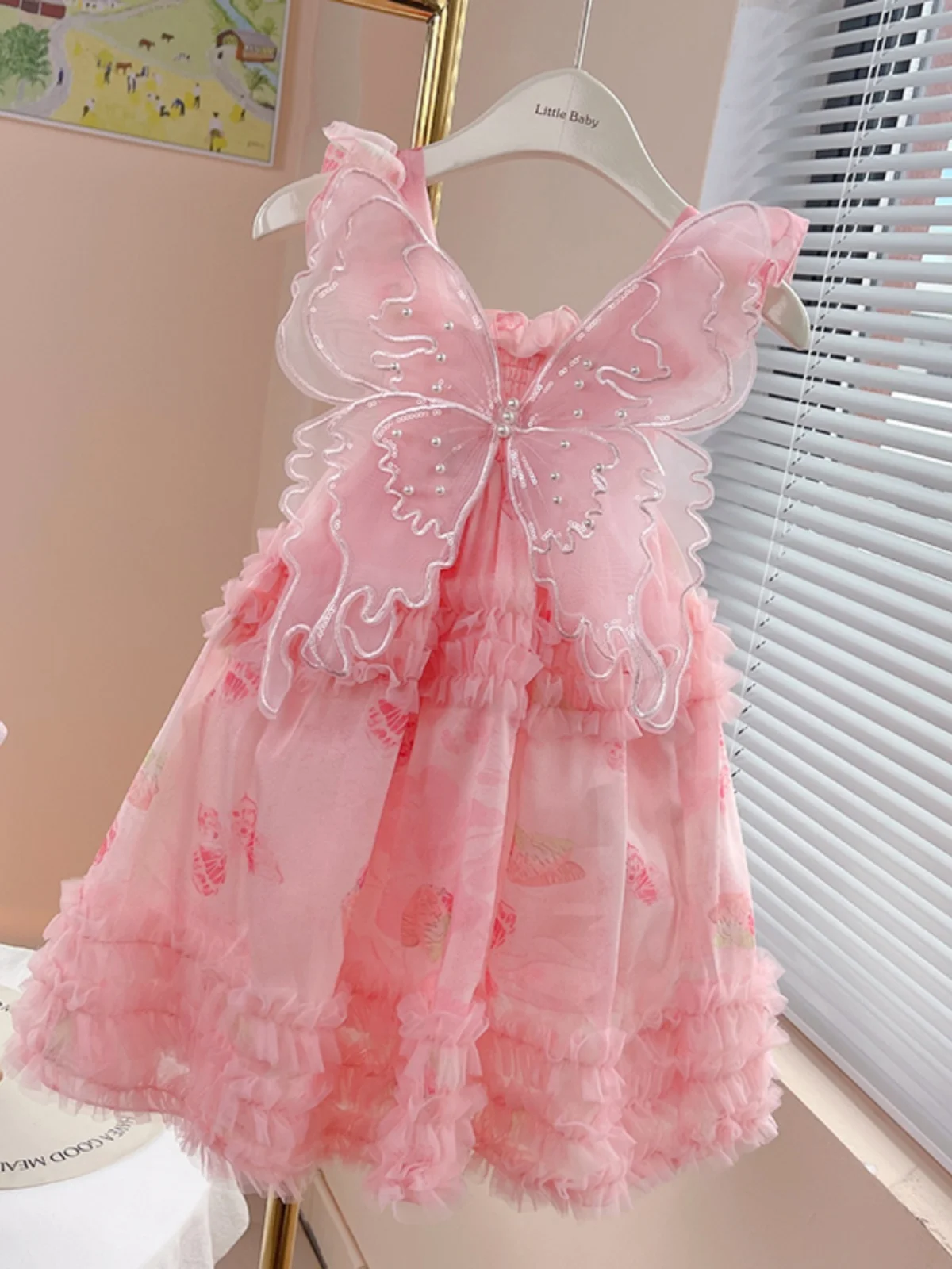 프린스 닥터 걸스 패셔너블 여름 2024 신상 슬리브리스 스트랩 베스트 닥터 큐트 키즈 의류 엘레 스커트