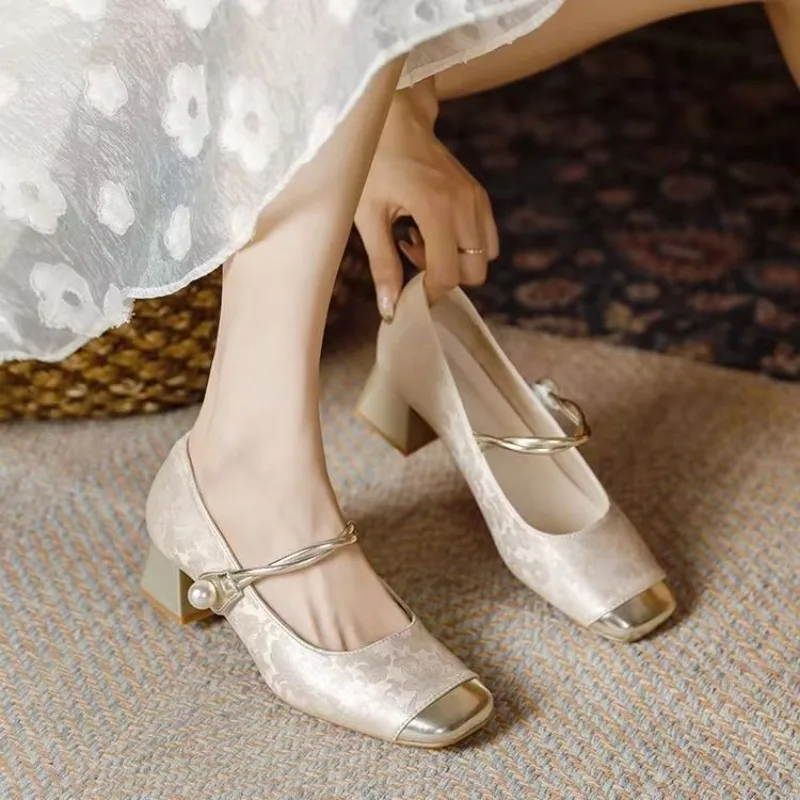 

French Retro Cheongsam Shoes 2026 New Thick Heel Mary Jane High Heels Chinese Style National Style Shoes for Women