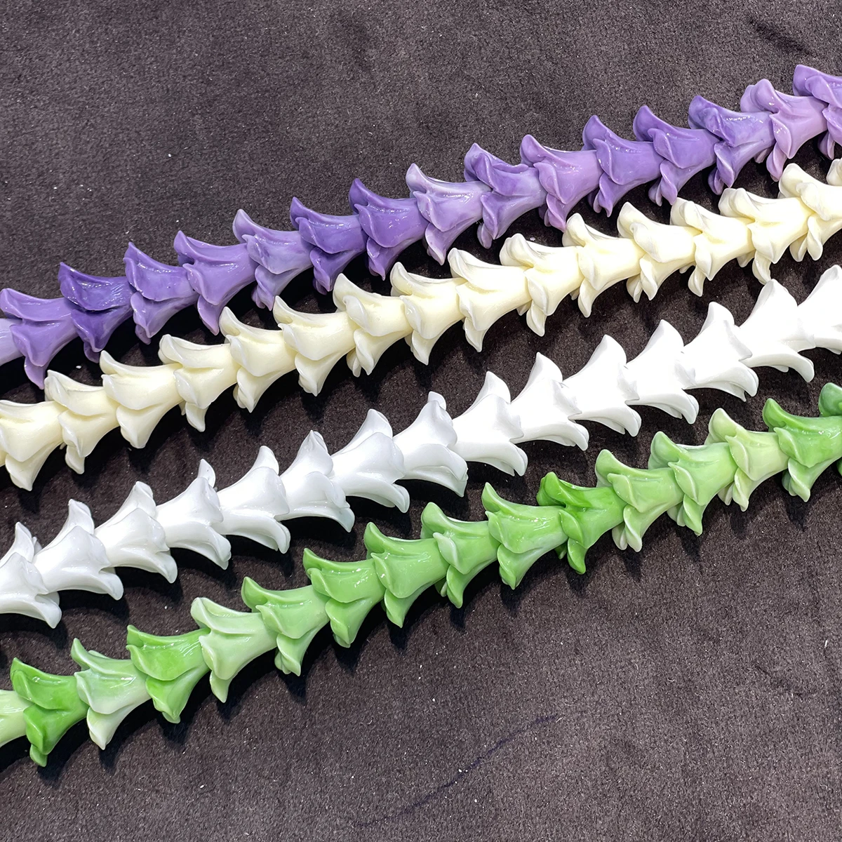 Shell Powder Beads String Fashion Colors Trumpet Flower Shell Beads for Jewelry Making DIY Necklace Accessories Earrings Strand
