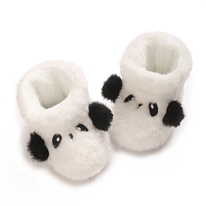 Warme Plüsch-Babyschuhe für den Winter, Mädchen-Fußbekleidung mit niedlichem Cartoon-Design, bequeme weiche Sohlen für Neugeborene von 0-18 Monaten. – Detail 15