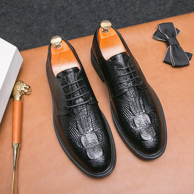 

British Style Men's Genuine Leather Shoes Pointed Formal Shoes Groom's Wedding Shoes Men's Office Business Shoes Free Delivery