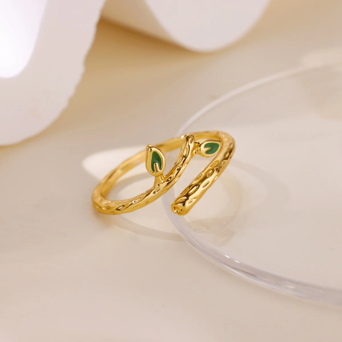 Free Shipping Vintage Geometric Leaf Ring For Women Stainless Steel Gold Color Ring 2025 Fashion Wedding Couple Jewelry Gift