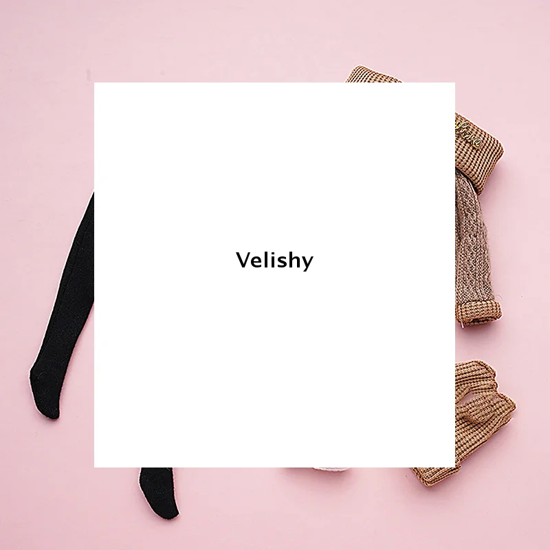 Zestaw Ubranek dla Lalki 30cm: Rajstopy, Sweter, Czapka, Akcesoria do Przebierania, Zabawka do Domku dla Lalek