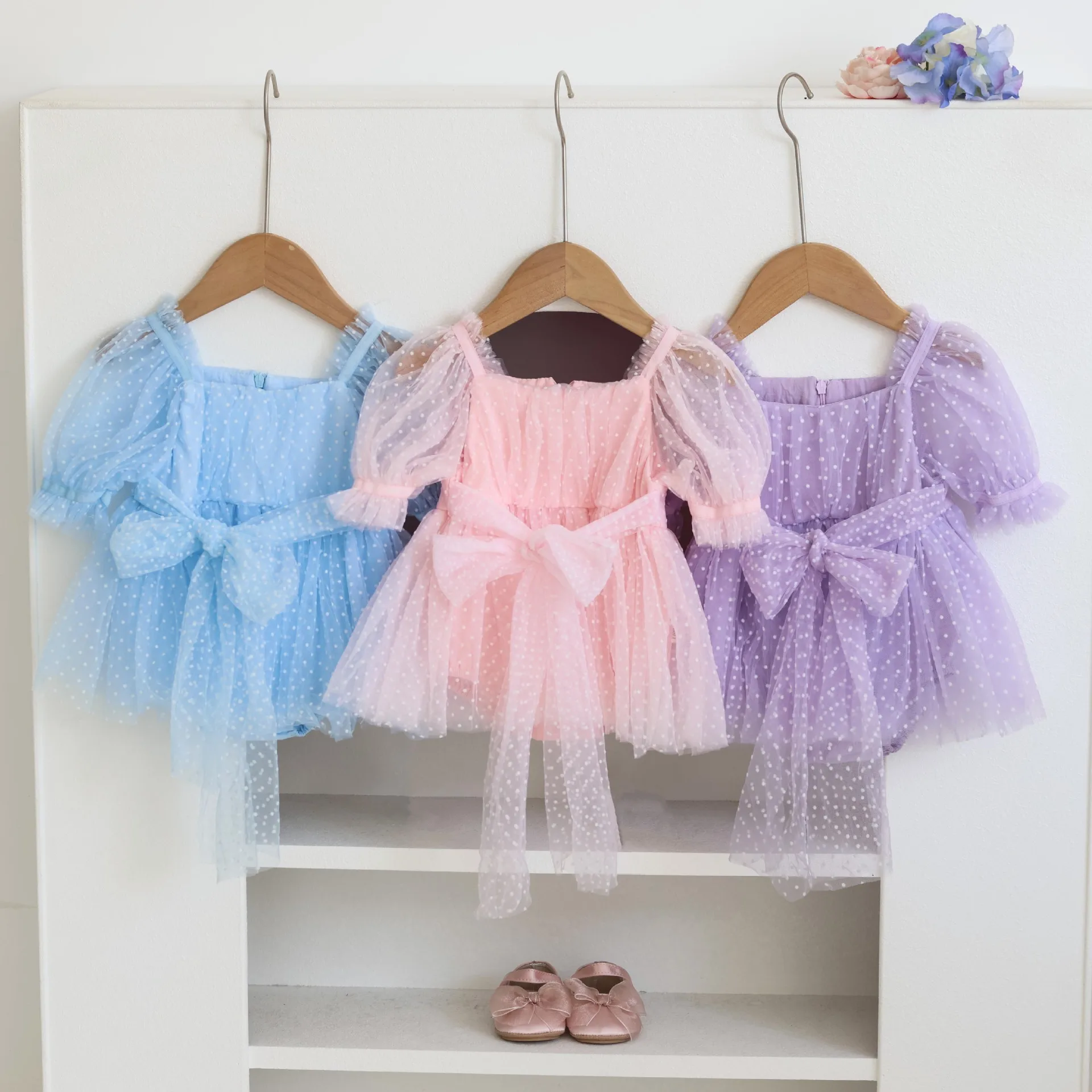 

Girls Puff Sleeve Bag Fart Dress 2025 Summer Mesh Sweet Polka-dot Princess Clothes Baby One-year-old Wedding Dress