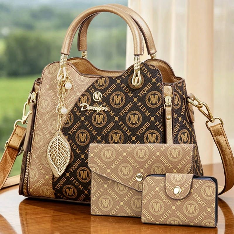 Buy a large bag and get a small 3-piece ladies' crossbody bag as a gift. High-quality printed ladies' handbags