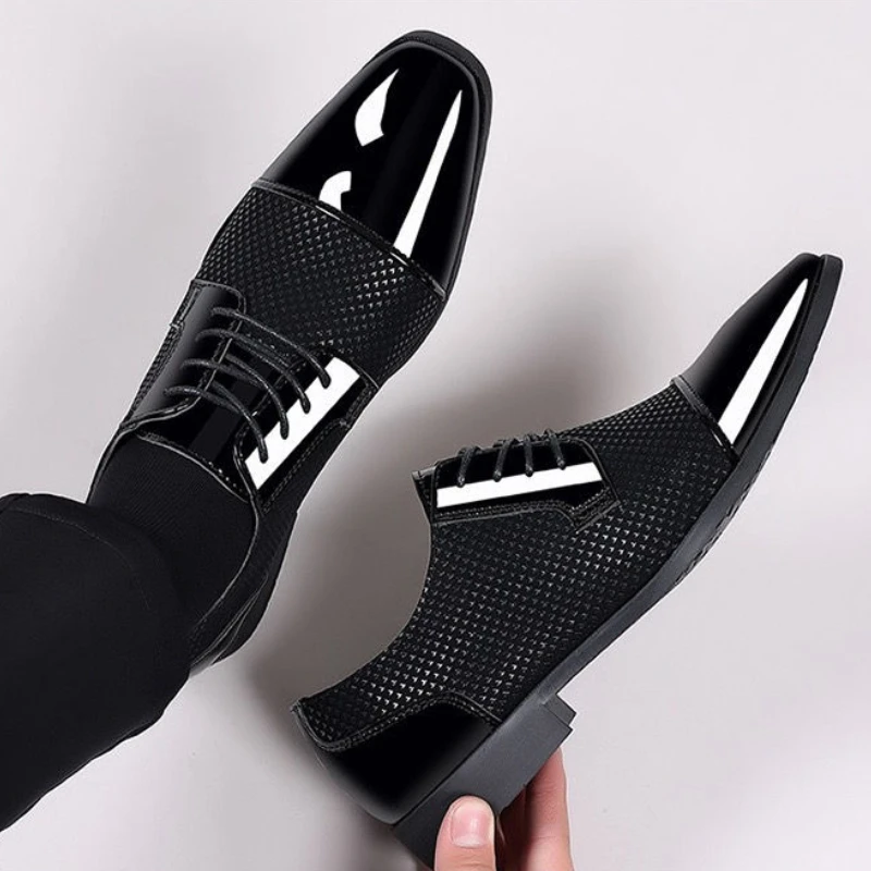 

Весенне-осенняя деловая социальная обувь на шнуровке с квадратным носком для мужчин Роскошный дизайнерский элегантный и классический костюм Низкая цена Мужские модельные туфли