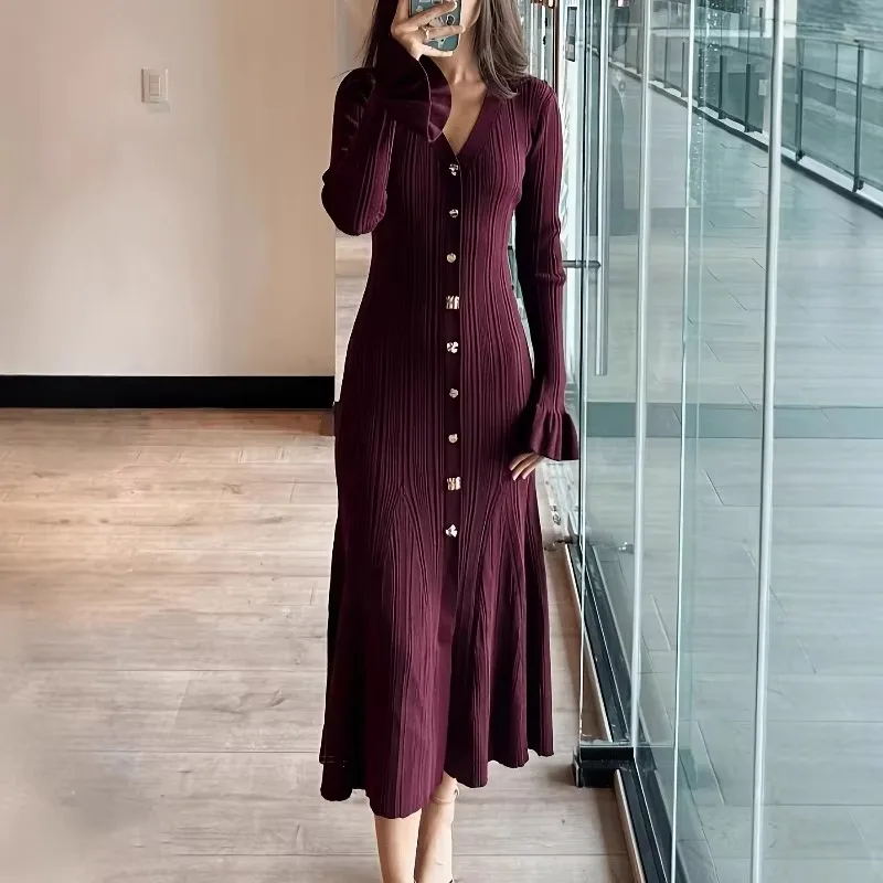 Autumn and Winter French Pullover Dress Slim Fit and Slimming Knitted Women's Long Sleeved Temperament Long Skirt