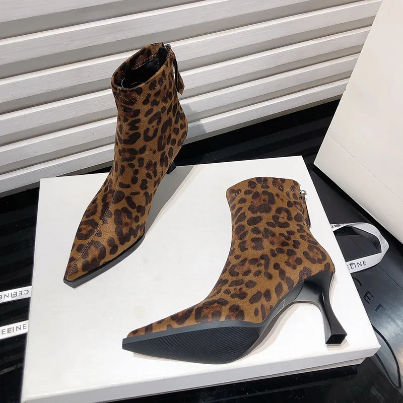 

Leopard Print Women Ankle Boots Fashion Elegant Dancing Party Prom Shoes High Heel Women's Modern Short Booties Square High Heel