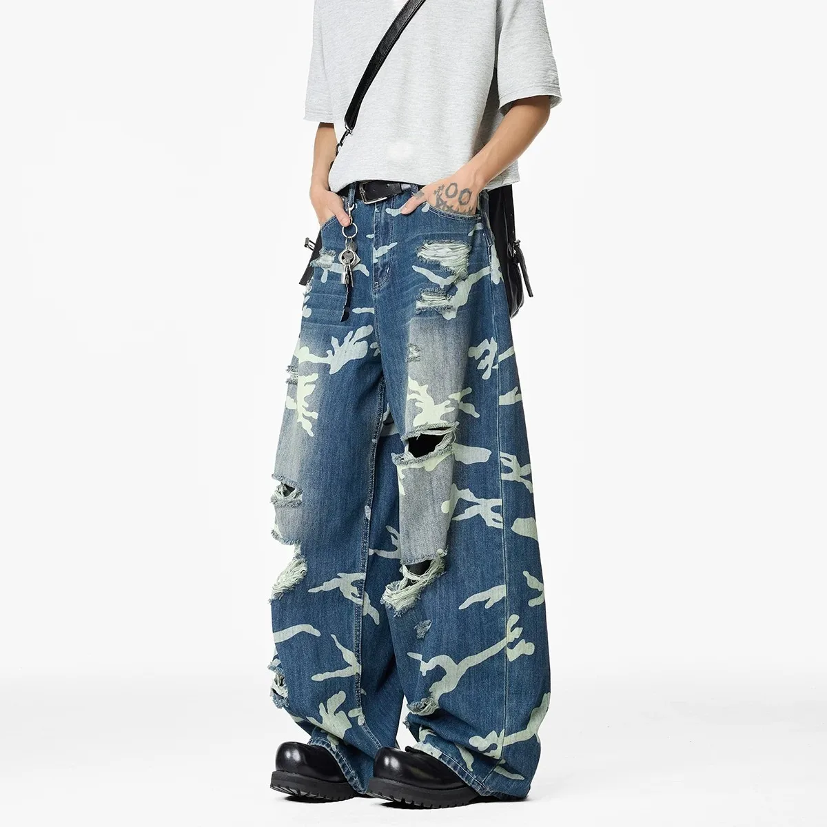 Men Blue Camouflage Wide Leg Loose Simple Basic Casual Trendy Hole Patched Wash Jeans Pants American Style Male Denim Trousers